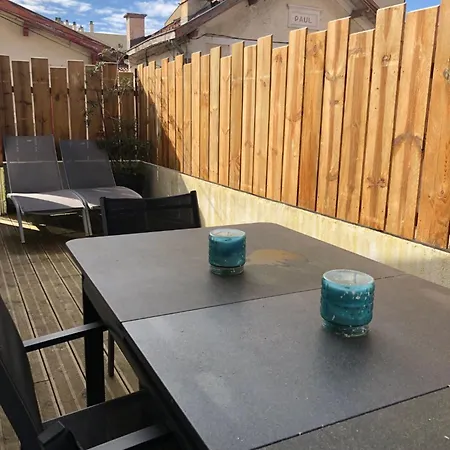 La Tchacanda : Calme Hyper Centre Avec Terrasse. A 50 M Apartment